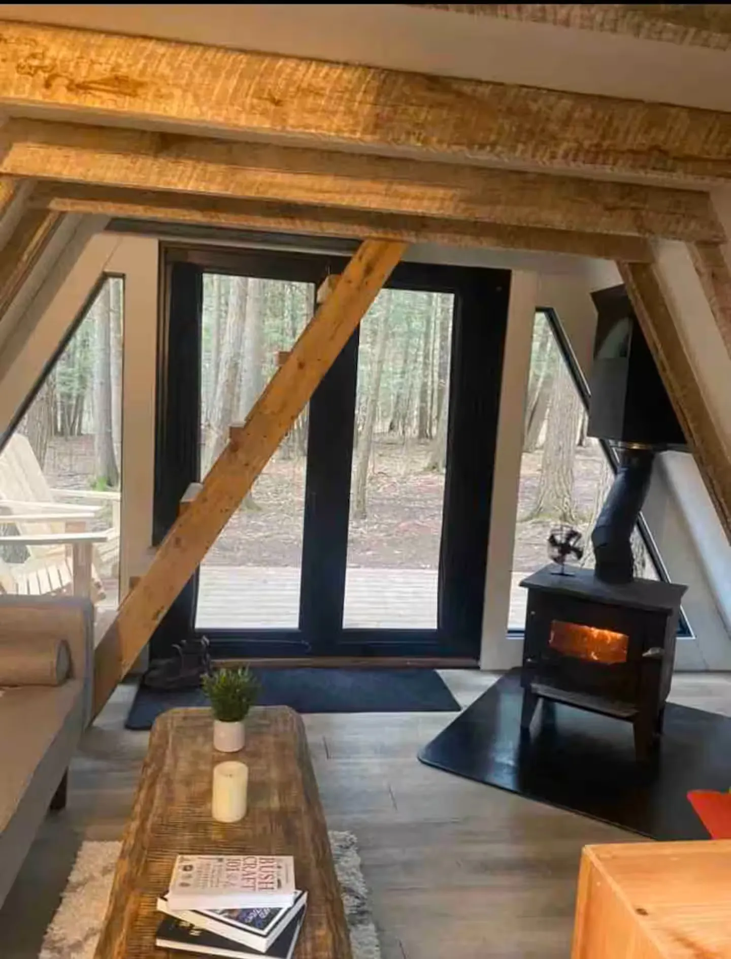 The Hemlock Cabin — Living room (2)